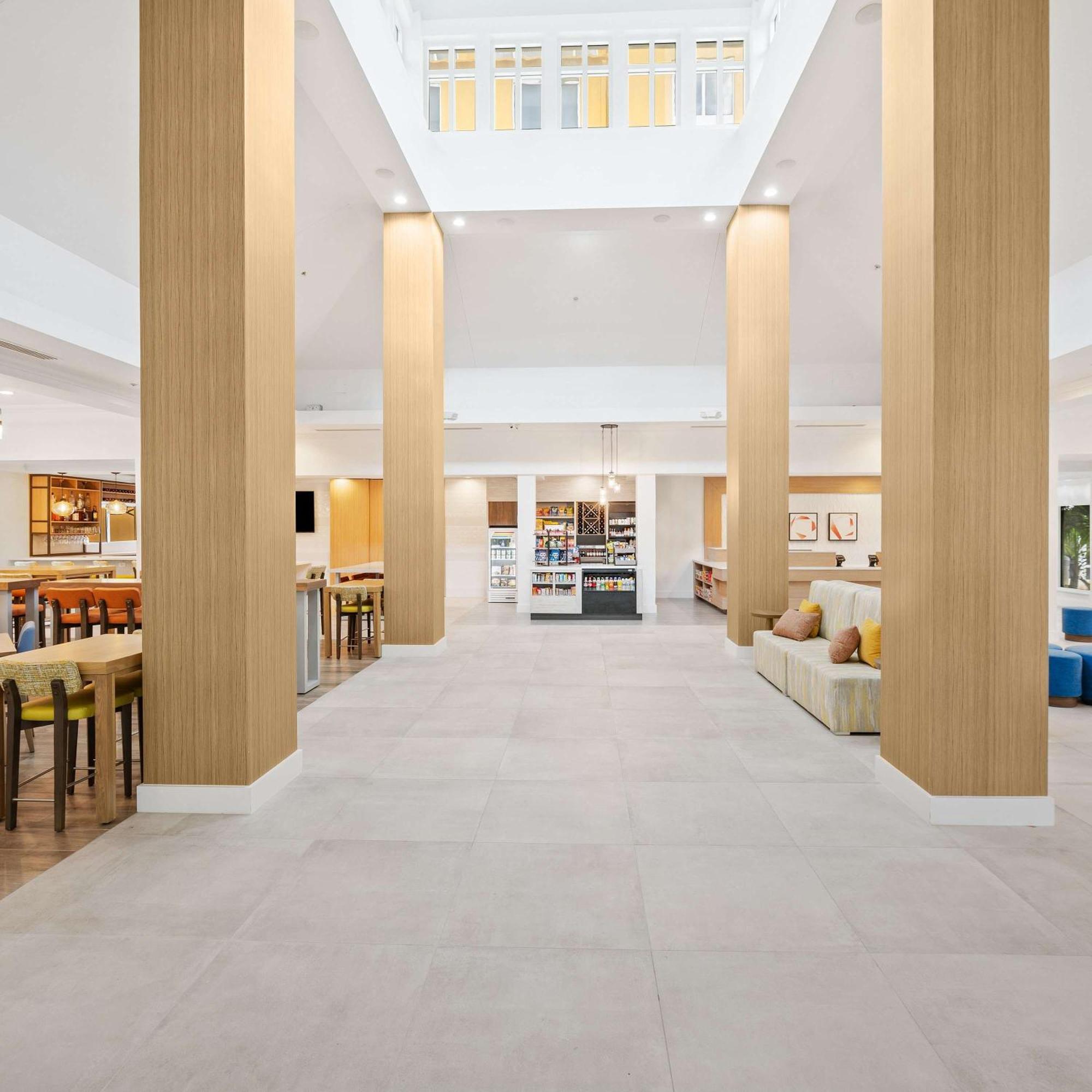 Hilton Garden Inn Ft. Lauderdale Airport-Cruise Port Dania Beach Bagian luar foto